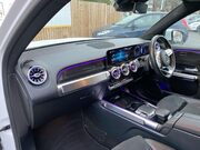 Mercedes-Benz GLB 1.3 GLB200 AMG Line (Premium 2) SUV 5dr Petrol 7G-DCT Euro 6 (s/s) (163 ps) 8