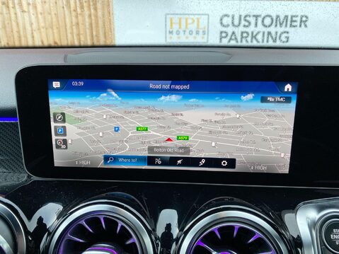 Mercedes-Benz GLB 1.3 GLB200 AMG Line (Premium 2) SUV 5dr Petrol 7G-DCT Euro 6 (s/s) (163 ps) 10