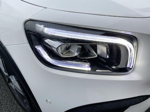 Mercedes-Benz GLB 1.3 GLB200 AMG Line (Premium 2) SUV 5dr Petrol 7G-DCT Euro 6 (s/s) (163 ps) 13