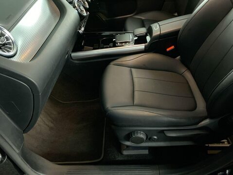 Mercedes-Benz EQA EQA 250+ 70.5kWh Sport SUV 5dr Electric Auto (190 ps) Cruise Control - DAB 17