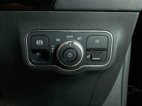 Mercedes-Benz EQA EQA 250+ 70.5kWh Sport SUV 5dr Electric Auto (190 ps) Cruise Control - DAB 23