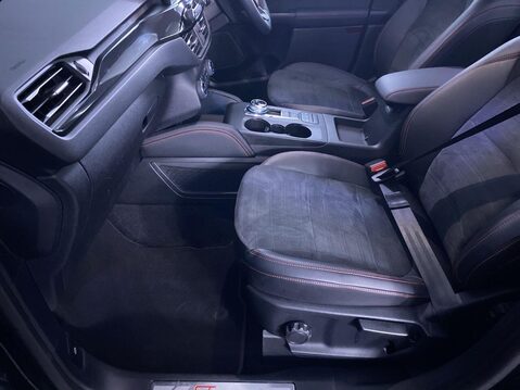 Ford Kuga 2.5 EcoBoost Duratec 14.4kWh ST-Line X SUV 5dr Petrol Plug-in Hybrid CVT Eu 17