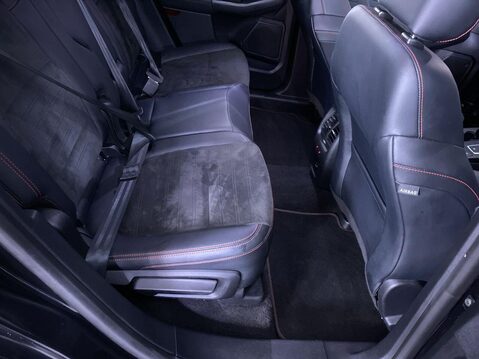 Ford Kuga 2.5 EcoBoost Duratec 14.4kWh ST-Line X SUV 5dr Petrol Plug-in Hybrid CVT Eu 19