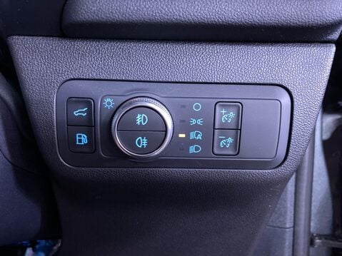 Ford Kuga 2.5 Duratec 14.4kWh ST-Line X Edition SUV 5dr Petrol Plug-in Hybrid CVT Eur 23