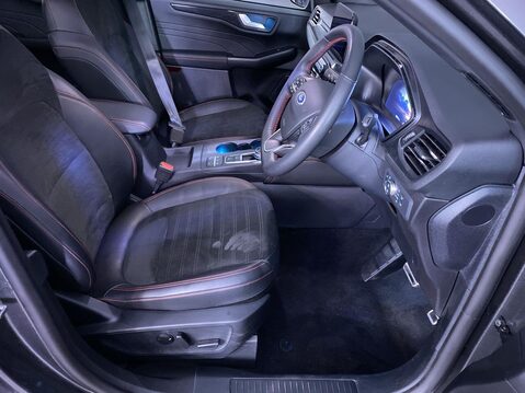 Ford Kuga 2.5 Duratec 14.4kWh ST-Line X Edition SUV 5dr Petrol Plug-in Hybrid CVT Eur 15