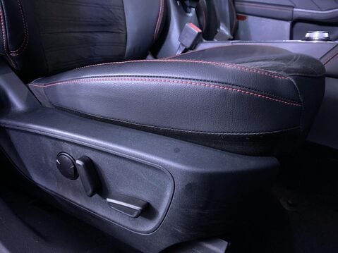 Ford Kuga 2.5 Duratec 14.4kWh ST-Line X Edition SUV 5dr Petrol Plug-in Hybrid CVT Eur 26