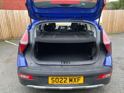 Hyundai BAYON 1.0 T-GDi MHEV SE Connect SUV 5dr Petrol Hybrid DCT Euro 6 (s/s) (100 ps) B 4