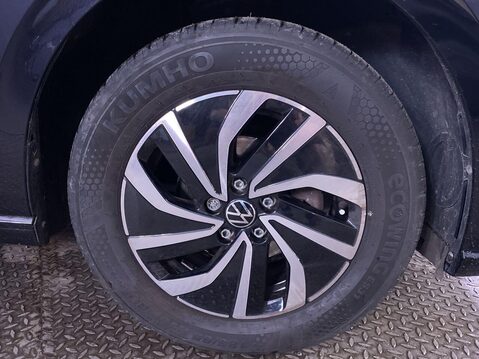 Volkswagen Polo 1.0 EVO Life Hatchback 5dr Petrol Manual Euro 6 (s/s) (80 ps) 12