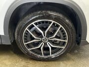 Mercedes-Benz EQA EQA 250 66.5kWh AMG Line (Premium) SUV 5dr Electric Auto (190 ps) Panoramic 12