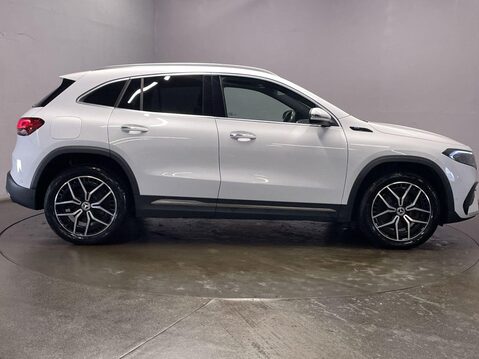 Mercedes-Benz EQA EQA 250 66.5kWh AMG Line (Premium) SUV 5dr Electric Auto (190 ps) Panoramic 9