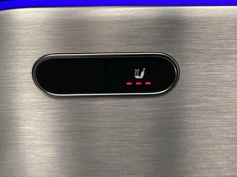 Mercedes-Benz EQA EQA 250 66.5kWh AMG Line (Premium) SUV 5dr Electric Auto (190 ps) Panoramic 24