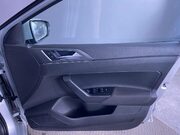 Volkswagen Polo 1.0 TSI R-Line Hatchback 5dr Petrol DSG Euro 6 (s/s) (110 ps) 27