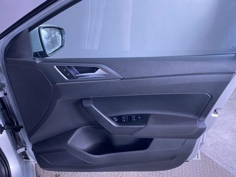 Volkswagen Polo 1.0 TSI R-Line Hatchback 5dr Petrol DSG Euro 6 (s/s) (110 ps) 27