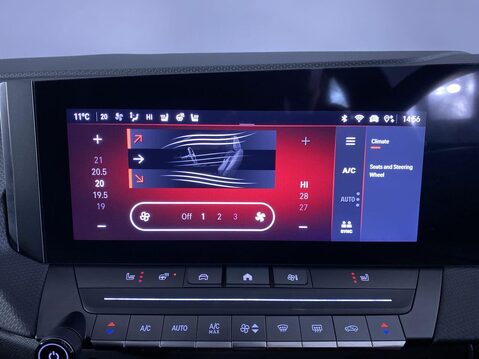 Vauxhall Astra 1.2 Turbo GS Sports Tourer 5dr Petrol Auto Euro 6 (s/s) (130 ps) 31