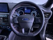 Ford Focus 1.0T EcoBoost ST-Line Hatchback 5dr Petrol Manual Euro 6 (s/s) (125 ps) 1 O 16