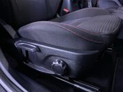 Ford Focus 1.0T EcoBoost ST-Line Hatchback 5dr Petrol Manual Euro 6 (s/s) (125 ps) 1 O 26