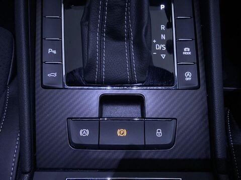 Skoda Superb 1.5 TSI ACT SportLine Plus Hatchback 5dr Petrol DSG Euro 6 (s/s) (150 ps) C 29