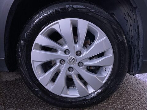 Suzuki S-Cross 1.5h Motion SUV 5dr Petrol Hybrid AGS Euro 6 (s/s) (115 ps) 12