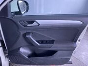 Volkswagen T-Roc 1.0 TSI Life SUV 5dr Petrol Manual Euro 6 (s/s) (110 ps) 27