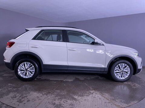 Volkswagen T-Roc 1.0 TSI Life SUV 5dr Petrol Manual Euro 6 (s/s) (110 ps) 9