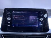 Volkswagen T-Roc 1.0 TSI Life SUV 5dr Petrol Manual Euro 6 (s/s) (110 ps) 33