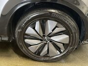 Nissan ARIYA 87kWh Evolve SUV 5dr Electric Auto 22kW Charger (242 ps) One Owner 12