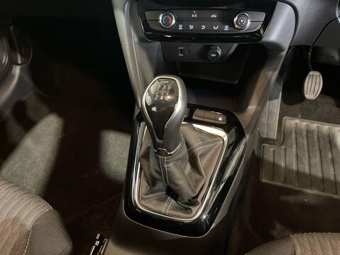 Vauxhall Corsa 1.2 Design Hatchback 5dr Petrol Manual Euro 6 (75 ps) 25