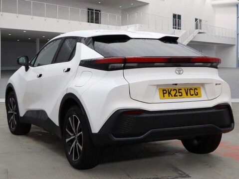 Toyota C-HR 2.0 VVT 13.6kWh Design SUV 5dr Petrol Plug-in Hybrid CVT Euro 6 (s/s) (223 3