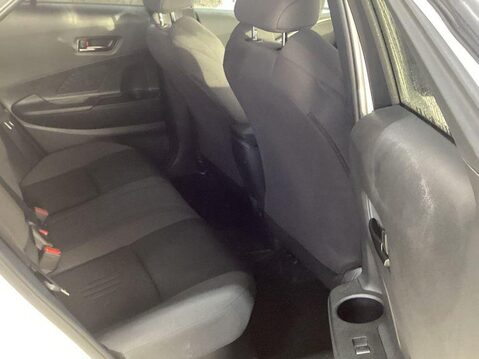 Toyota C-HR 2.0 VVT 13.6kWh Design SUV 5dr Petrol Plug-in Hybrid CVT Euro 6 (s/s) (223 8