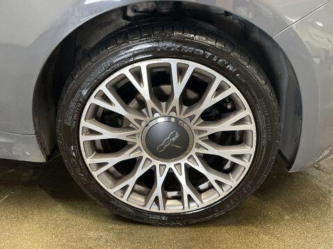 Fiat 500 1.2 Star Hatchback 3dr Petrol Manual Euro 6 (s/s) (69 bhp) Bluetooth 12