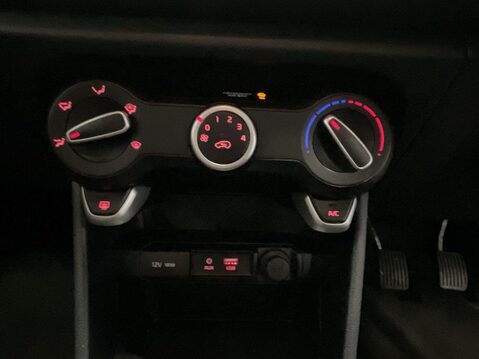 Kia Picanto 1.0 2 Hatchback 5dr Petrol Manual Euro 6 (66 bhp) Bluetooth 27