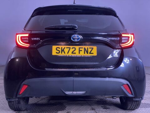 Toyota Yaris 1.5 VVT-h Design Hatchback 5dr Petrol Hybrid E-CVT Euro 6 (s/s) (116 ps) DA 7