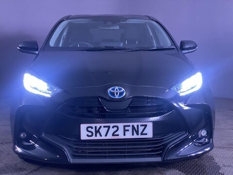 Toyota Yaris 1.5 VVT-h Design Hatchback 5dr Petrol Hybrid E-CVT Euro 6 (s/s) (116 ps) DA 3