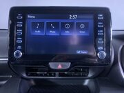 Toyota Yaris 1.5 VVT-h Design Hatchback 5dr Petrol Hybrid E-CVT Euro 6 (s/s) (116 ps) DA 29