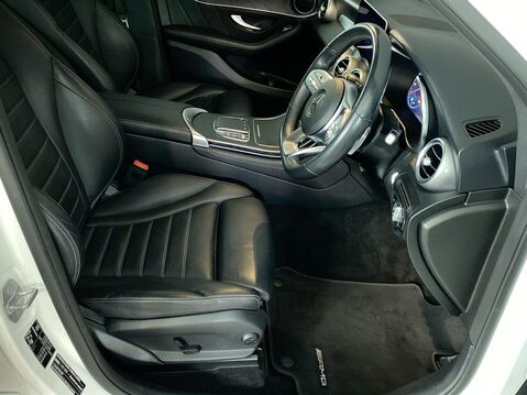 Mercedes-Benz GLC 2.0 GLC220d AMG Line (Premium) SUV 5dr Diesel G-Tronic+ 4MATIC Euro 6 (s/s) 15