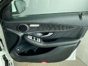 Mercedes-Benz GLC 2.0 GLC220d AMG Line (Premium) SUV 5dr Diesel G-Tronic+ 4MATIC Euro 6 (s/s) 27