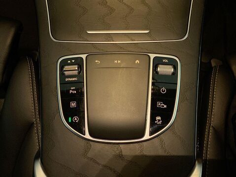 Mercedes-Benz GLC 2.0 GLC220d AMG Line (Premium) SUV 5dr Diesel G-Tronic+ 4MATIC Euro 6 (s/s) 29