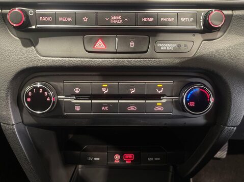 Kia Ceed 1.0 T-GDi ECO 2 Hatchback 5dr Petrol Manual Euro 6 (s/s) (118 bhp) Alloys 32