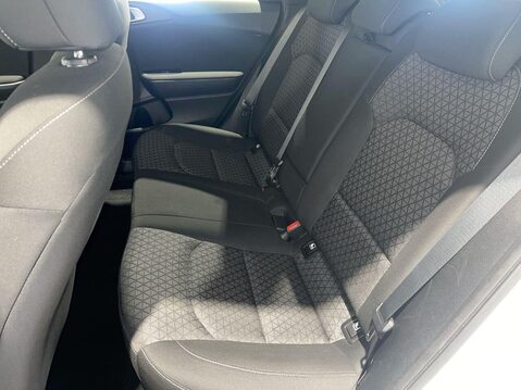 Kia Ceed 1.0 T-GDi ECO 2 Hatchback 5dr Petrol Manual Euro 6 (s/s) (118 bhp) Alloys 24