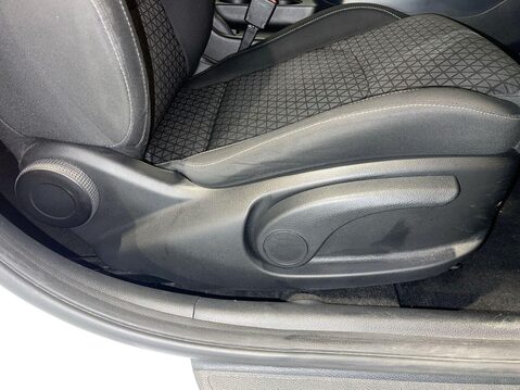 Kia Ceed 1.0 T-GDi ECO 2 Hatchback 5dr Petrol Manual Euro 6 (s/s) (118 bhp) Alloys 28