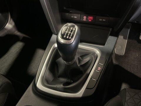 Kia Ceed 1.0 T-GDi ECO 2 Hatchback 5dr Petrol Manual Euro 6 (s/s) (118 bhp) Alloys 25