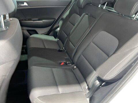 Kia Sportage 1.6 GDi 2 GPF SUV 5dr Petrol Manual Euro 6 (s/s) (130 bhp) Alloys 17