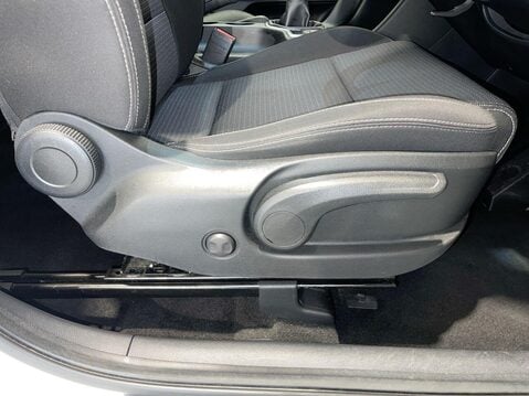 Kia Sportage 1.6 GDi 2 GPF SUV 5dr Petrol Manual Euro 6 (s/s) (130 bhp) Alloys 23