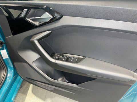 Audi A1 1.0 TFSI 25 Technik Sportback 5dr Petrol Manual Euro 6 (s/s) (95 ps) DAB Ra 22