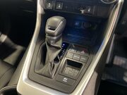 Toyota Rav4 2.5 VVT-h GPF Excel SUV 5dr Petrol Hybrid CVT Euro 6 (s/s) (218 ps) Reverse 18