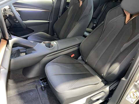 Cupra Tavascan 77kWh V1 SUV Coupe 5dr Electric Auto (286 ps) 1 Owner - Sensors - Sat Nav 16