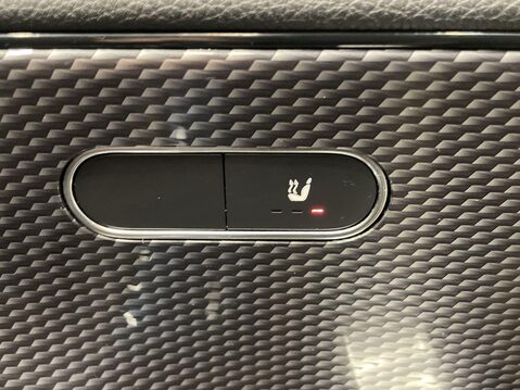 Mercedes-Benz A Class 1.3 A180 Sport (Executive) Hatchback 5dr Petrol Manual Euro 6 (s/s) (136 ps 23