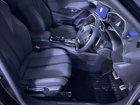 Peugeot 2008 1.2 HYBRID GT SUV 5dr Petrol Hybrid e-DSC6 Euro 6 (s/s) (136 ps) 1 Owner - 15