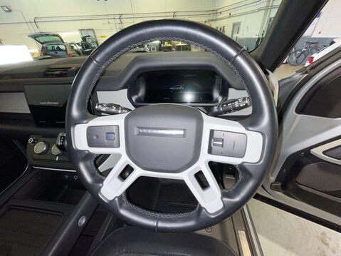 Land Rover Defender 3.0 D250 MHEV X-Dynamic HSE SUV 3dr Diesel Auto 4WD Euro 6 (s/s) (250 ps) R 3