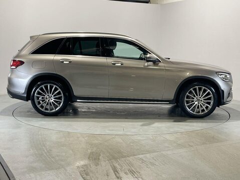 Mercedes-Benz GLC 2.0 GLC300d AMG Line (Premium) SUV 5dr Diesel G-Tronic+ 4MATIC Euro 6 (s/s) 9